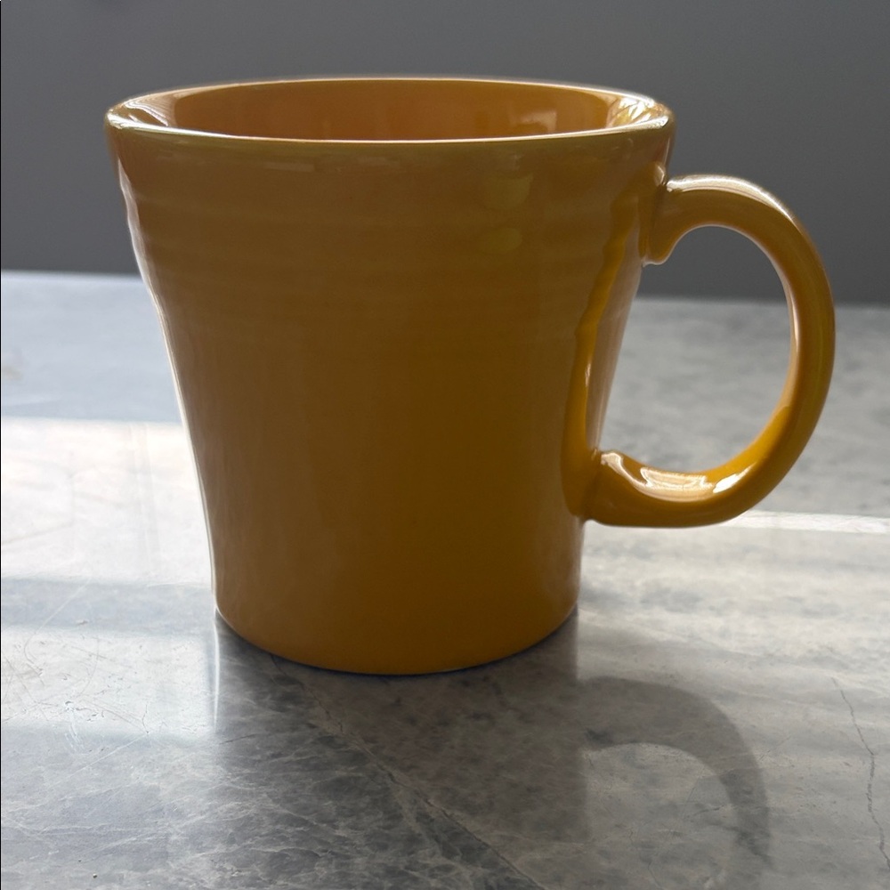 Fiesta ware Ceramic Java Mug in Daffodil.